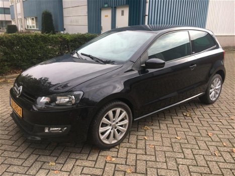 Volkswagen Polo - 1.2 Easyline - 1