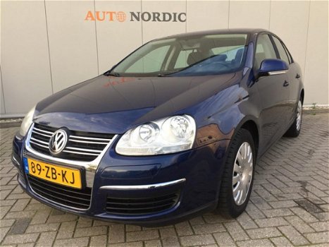 Volkswagen Jetta - 1.9 TDI Trendline - 1