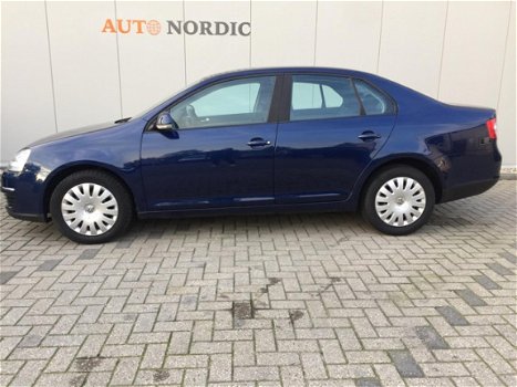 Volkswagen Jetta - 1.9 TDI Trendline - 1