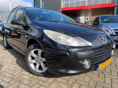 Peugeot 307 SW - 2.0-16V Pack Airco Pano Cruise 7pers. nwe APK - 1