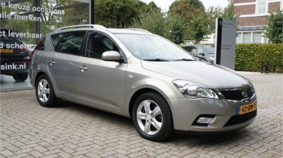 Kia Cee'd - 1.4 CVVT Navigator Plus Pack - 1