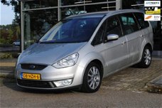 Ford Galaxy - 2.0-16V Ghia 7-PERSOONS NIEUW MODEL NAVI