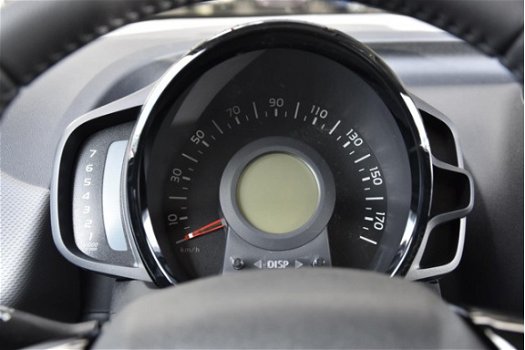 Peugeot 108 - ALLURE 1.0 e-VTi 72PK 5D | RIJKLAAR | AIRCO | TOUCHSCREEN - 1