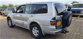 Mitsubishi Pajero - 3.2 Di-D GLS Long Body 7 persoons WORD HEET - 1 - Thumbnail