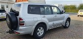 Mitsubishi Pajero - 3.2 Di-D GLS Long Body 7 persoons WORD HEET - 1 - Thumbnail