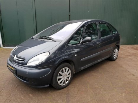 Citroën Xsara Picasso - 1.8i-16V Plaisir met Airco en apk tot 07-2020 - 1