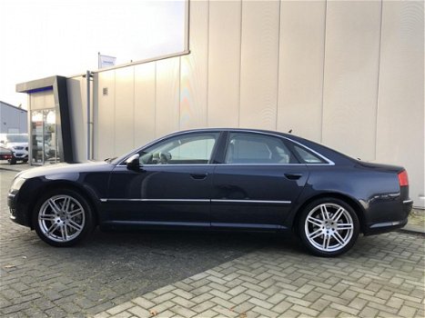 Audi A8 - 3.2 FSI Quattro |Luchtvering|Navi|Leder|NL Auto|NAP|Xenon|Zeer Netjes|PDC - 1