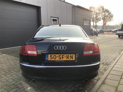 Audi A8 - 3.2 FSI Quattro |Luchtvering|Navi|Leder|NL Auto|NAP|Xenon|Zeer Netjes|PDC - 1