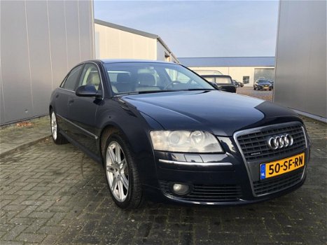 Audi A8 - 3.2 FSI Quattro |Luchtvering|Navi|Leder|NL Auto|NAP|Xenon|Zeer Netjes|PDC - 1