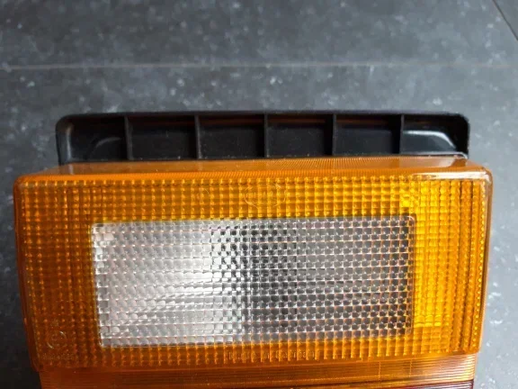 Audi 100 C3 (82-90) Achterlicht Binnen Hella 443945225 Links NOS - Afbeelding 4