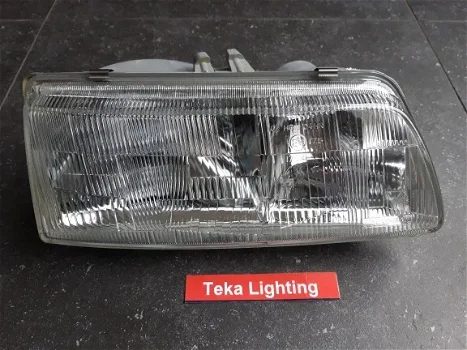 Honda Civic IV (88-91) (EC ED EE) Koplamp TYC 20-1602L Rechts NOS - 0