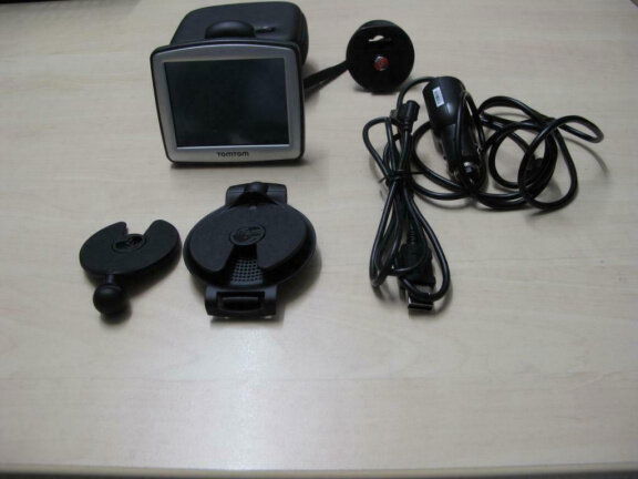 Te koop aangeboden: Tomtom navigatie - Afbeelding 4
