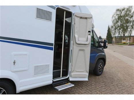 Knaus Live Wave 650mx, BJ 2019, fietsdr, airco, automaat, queensbed en hefbed - 2