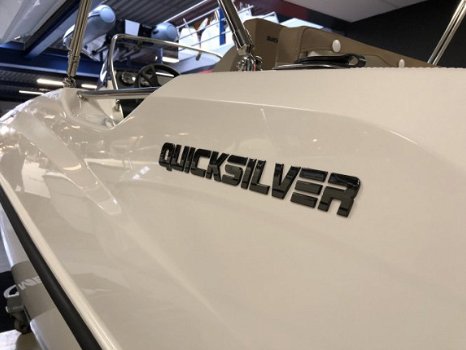 Quicksilver 555 Open - 4