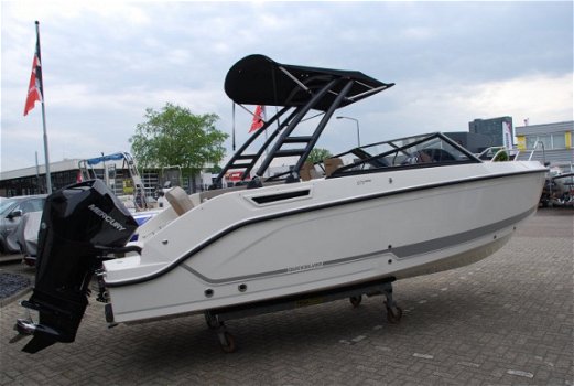 Quicksilver Activ 675 Bowrider - 5