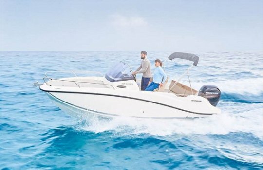 Quicksilver Activ 605 Sundeck - 3