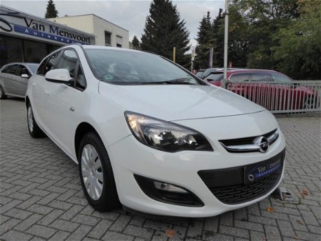 Opel Astra Sports Tourer - 1.6 Edition Airco/Cruise/Bluetooth - 1