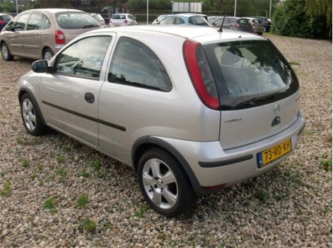 Opel Corsa - 1.2-16V ESSENTIA - 1