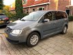 Volkswagen Touran - 1.6-16V FSI AIRCO 5-PERSONEN - 1 - Thumbnail