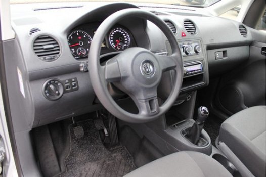 Volkswagen Caddy - 1.6 75pk TDI / LMV 18 inch / Trekhaak / Sidebars / Zilver metallic - 1