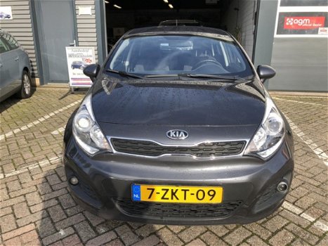 Kia Rio - 5-deurs airco elektrische ramen+spiegels cruise controle apk 31-03-2020 - 1