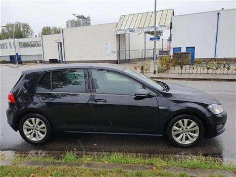 Volkswagen Golf - 1.6 TDI Highline BlueMotion Rijd als nieuw - 1