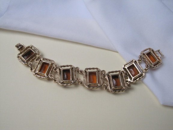 Armband Sarah Coventry goudkleurig amberkleurig topaas glasstenen 22 cm Wild Honey. - Afbeelding 3