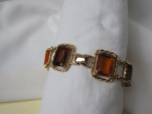 Armband Sarah Coventry goudkleurig amberkleurig topaas glasstenen 22 cm Wild Honey. - Afbeelding 7