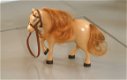 plastic paardje/pony met mooie staart en manen (hoorde bij Evi) - 1 - Thumbnail