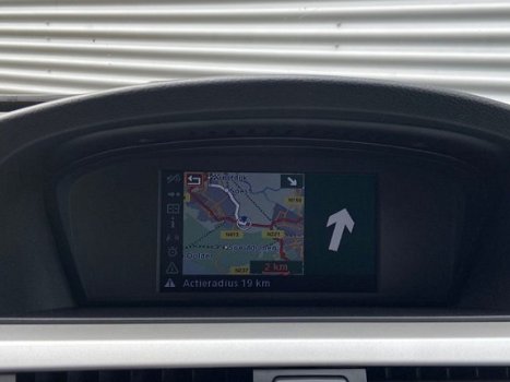 BMW 3-serie Touring - 320i Business Line Navig., Climate, Cruise, Park. sens., 17'' Lichtm. velg - 1