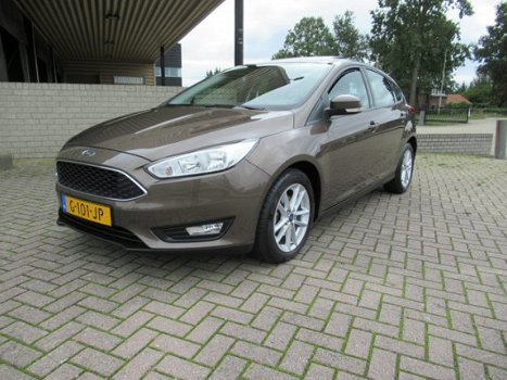 Ford Focus - 1.0 Trend 100pk [ ecc, schuifdak, 16``lmv, audio ] - 1