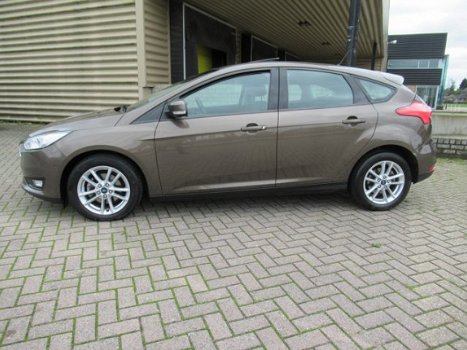 Ford Focus - 1.0 Trend 100pk [ ecc, schuifdak, 16``lmv, audio ] - 1