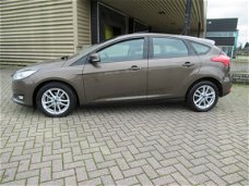 Ford Focus - 1.0 Trend 100pk [ ecc, schuifdak, 16``lmv, audio ]