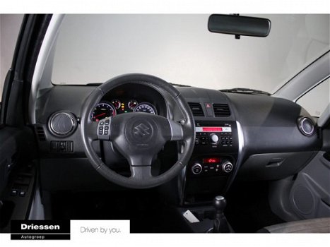 Suzuki SX4 - 1.6 Exclusive (Trekhaak - Airco - Centrale Deurvergrendeling) - 1