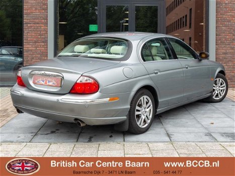 Jaguar S-type - 2.5 V6 Executive - 1