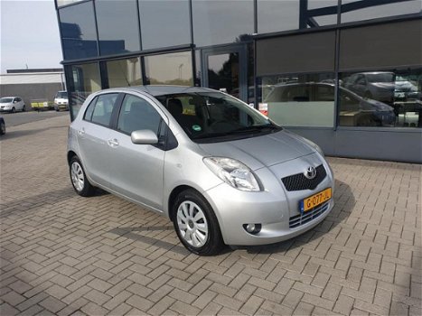 Toyota Yaris - 1.3 VVTi Terra - 1