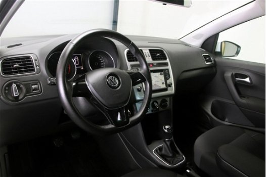 Volkswagen Polo - 1.0 TSI 95pk Bluemotion Navigatie Airco Cruise Control Bluetooth 200x Vw-Audi-Seat - 1