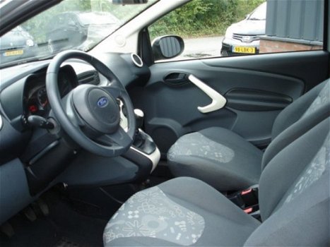 Ford Ka - prima onderh., Airco, nette auto - 1