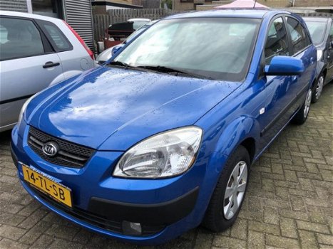 Kia Rio - 1.4 X-tra AIRCO 5 DEURS - 1