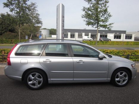 Volvo V50 - 1.6D S/S Summum Leer+Blis+Trekhaak - 1