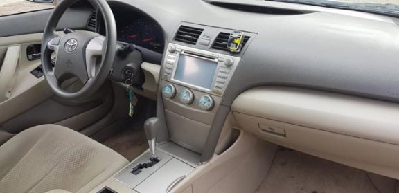 Toyota Camry - 2.4 Autm., Clima, Navi, G3 - 1