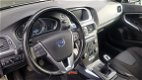 Volvo V40 - 2.0 D4 Momentum Business NAVI/CLIMATIC/CRUISE/LMV - 1 - Thumbnail