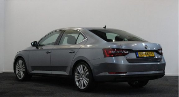 Skoda Superb - 2.0 TDI STYLE BUSINESS Fiscaal vriendelijk en 20% bijtelling - 1