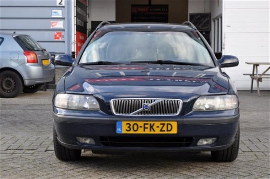 Volvo V70 - 2.3 T-5 Comfort Line AUTOMAAT AIRCO/LEDER/CRUISE NETTE YOUNGTIMER - 1