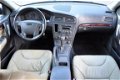 Volvo V70 - 2.3 T-5 Comfort Line AUTOMAAT AIRCO/LEDER/CRUISE NETTE YOUNGTIMER - 1 - Thumbnail