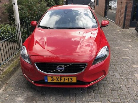 Volvo V40 - 2.0 D4 Summum Business 191PK/leer/Alu wielen/airco-ecc/navigatie - 1