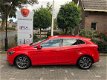 Volvo V40 - 2.0 D4 Summum Business 191PK/leer/Alu wielen/airco-ecc/navigatie - 1 - Thumbnail