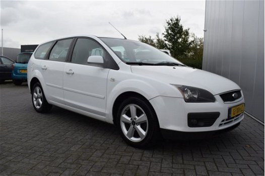 Ford Focus Wagon - 1.6 TDCI Futura - 1