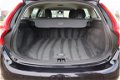 Volvo V60 - T3 Powershift Kinetic | Business Pack Pro | Trekhaak vast | Dealer onderhouden - 1 - Thumbnail