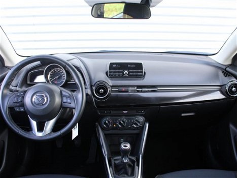 Mazda 2 - 2 1.5 Skyactiv-D TS | Airco | Leder stuurwiel | Cruise control | - 1